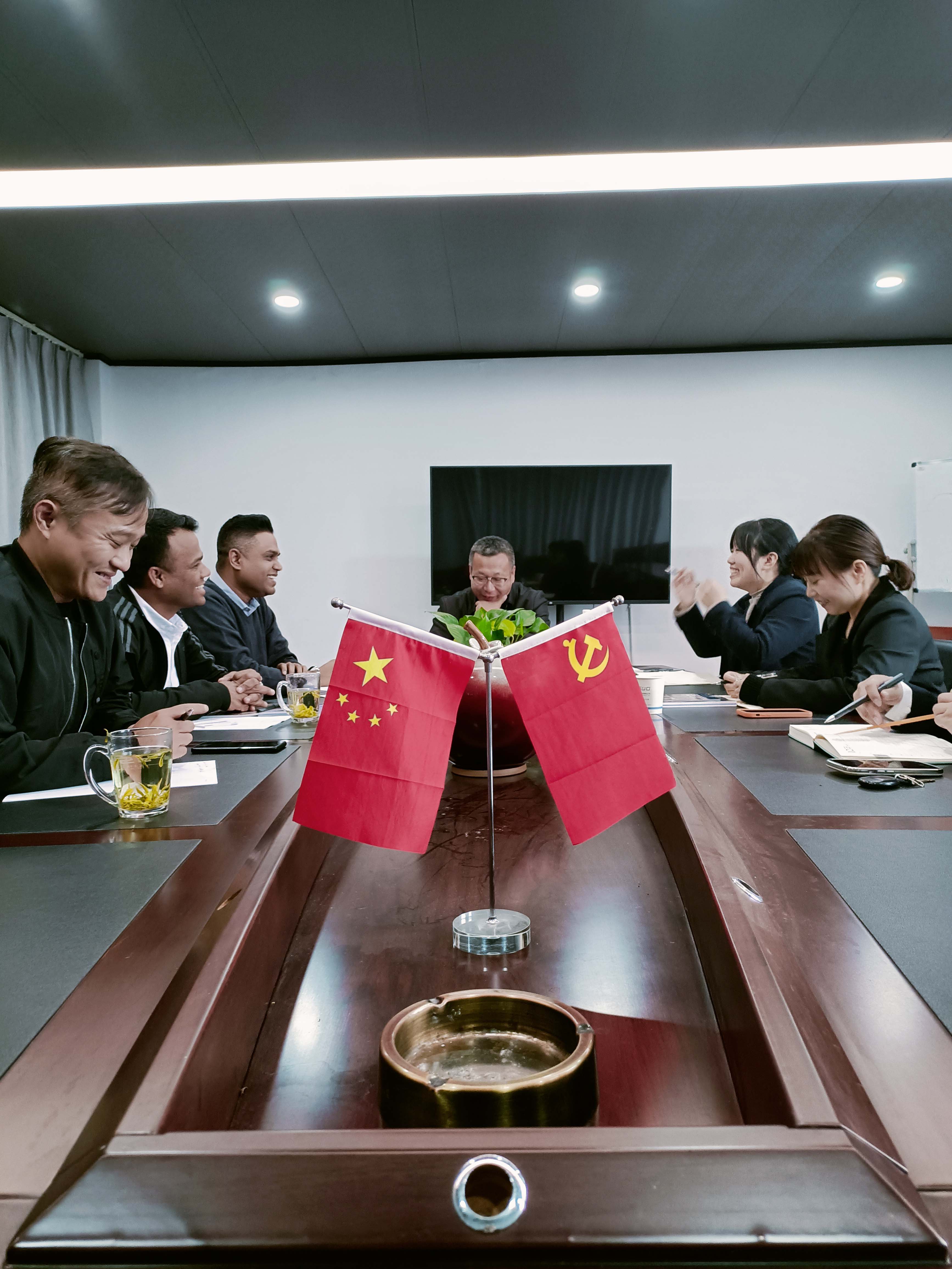 Welcome our partners to visit the FUJI Precison factory! Welcome our partners to visit the FUJI Precison factory!